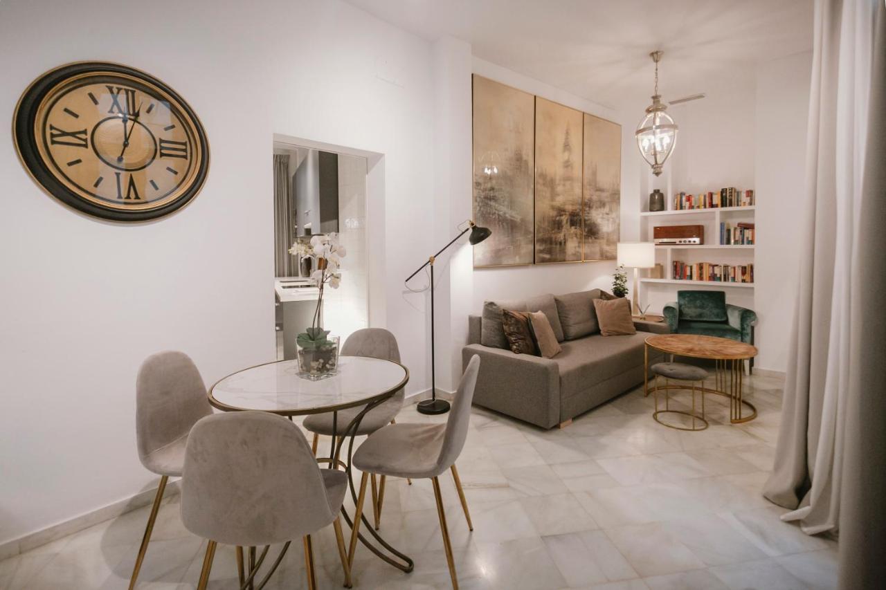 Tu Casa Con Patio En La Alameda Apartment Sevilla Bagian luar foto
